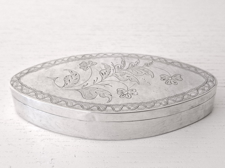 SNUSDOSA, PA TAXBERG SUNDSVALL 1844