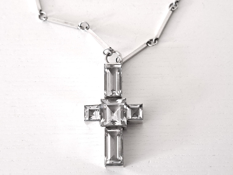 KORS m BERGKRISTALLER, WIWEN NILSSON LUND 1941