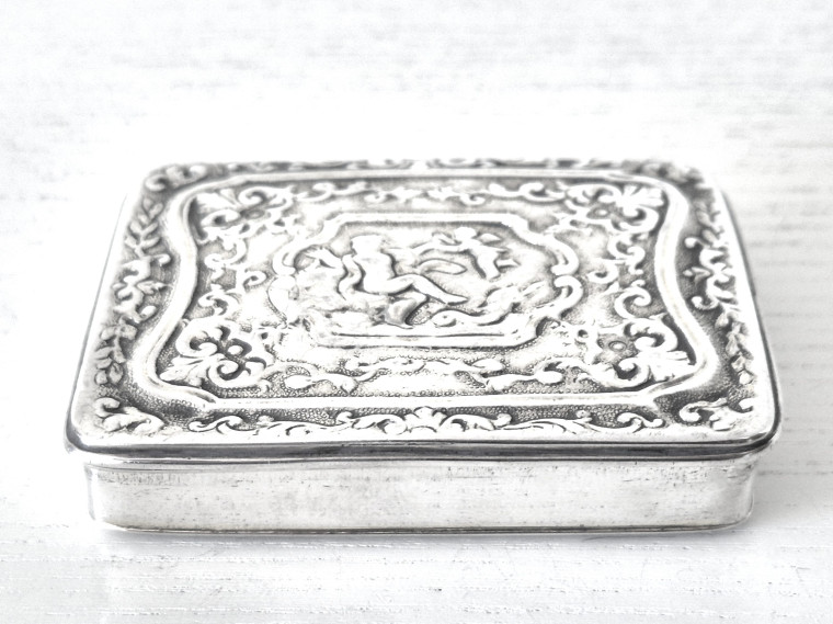 SNUSDOSA, BAROCK, skattestämpel PARIS 1722-27