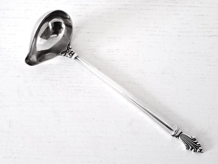 DRONNING, GEORG JENSEN