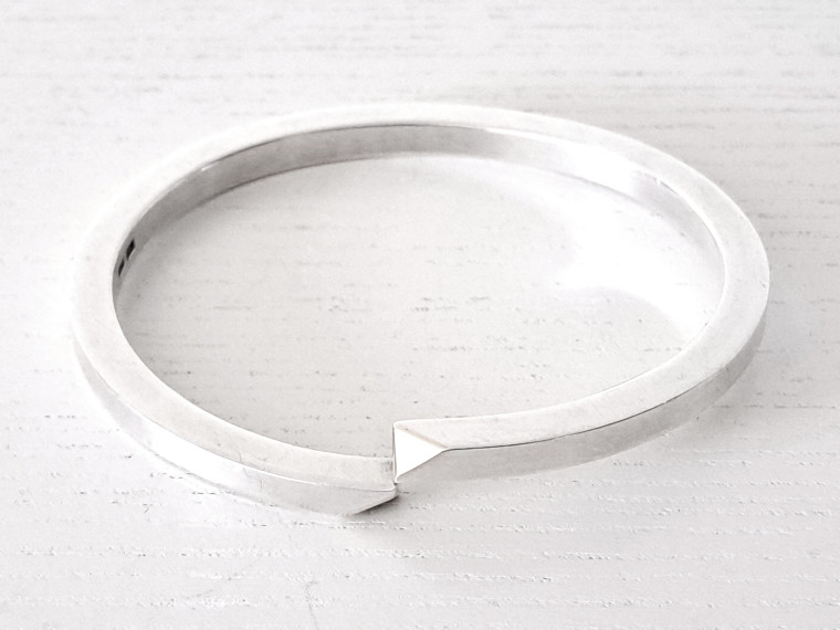 ARMRING, FRITS HEIRING SÖRENSEN RANDERS DANMARK c:a 1970