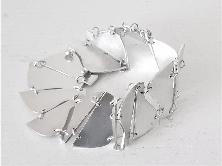 ARMBAND, HANNELORE DREUTLER LINKÖPING c:a 1970